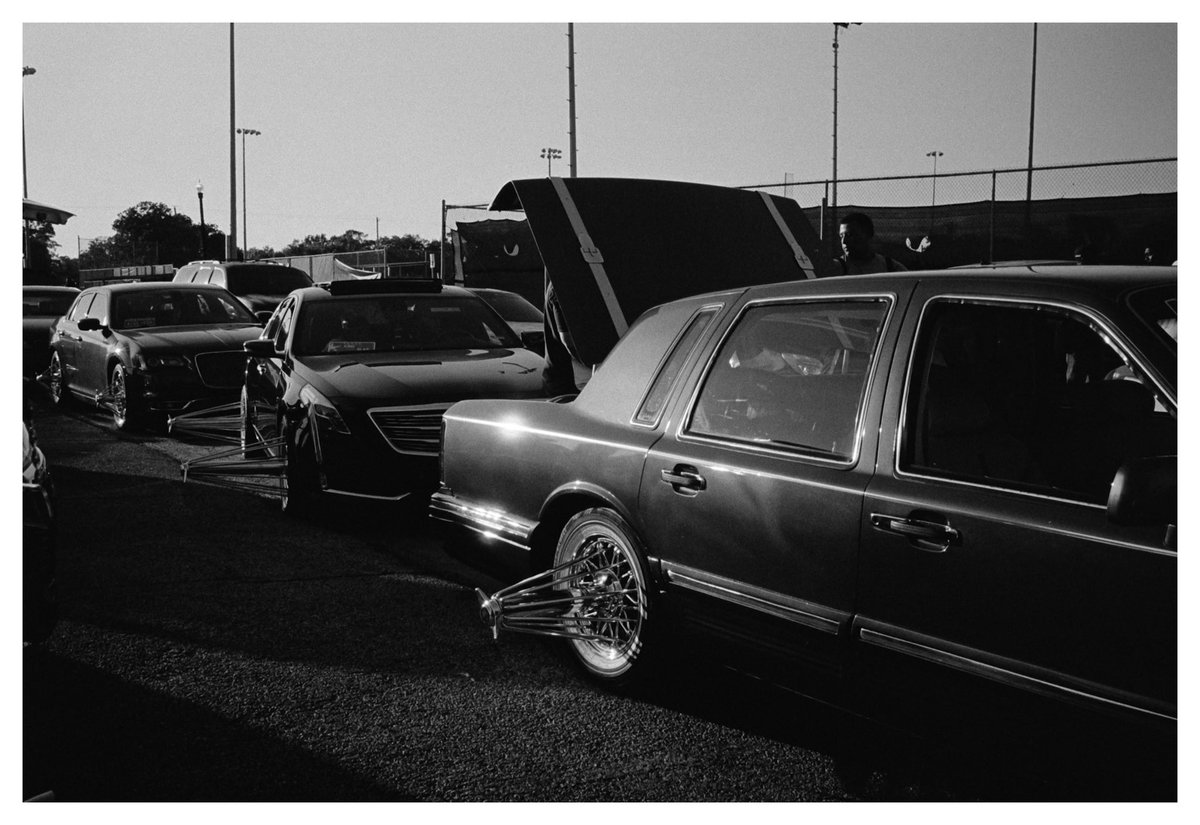 oldmanmikey_'s tweet image. the neighborhood is beautiful