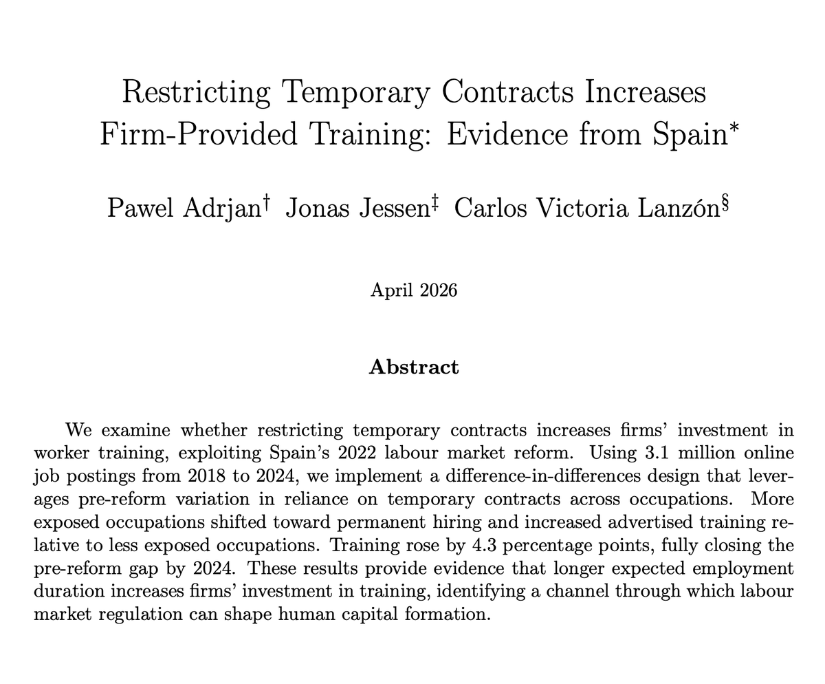 Pawel Adrjan tweet media