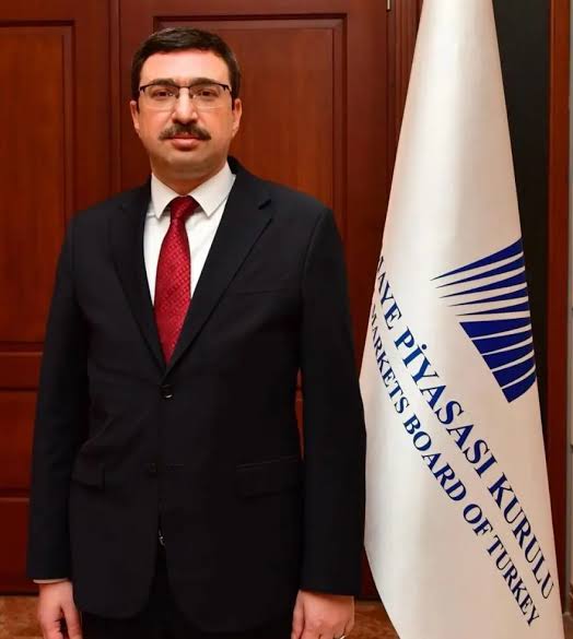 borsatrade53's tweet image. HAYIRSEVER İŞ İNSANI #EŞMEKAYA ailesi birilerini iyi görünmek için insanların emeklerini,umutlarını çalarak bağış yapıyor,Şirket 3 yıldır kar edip servet yaptığı halde aralıksız düşüyor.BU İNSANLAR BU ÜLKEDE DEĞER GÖRÜYOR
@aksarayvaliligi @malikumbuzoglu @RTErdogan #elite #xgıda