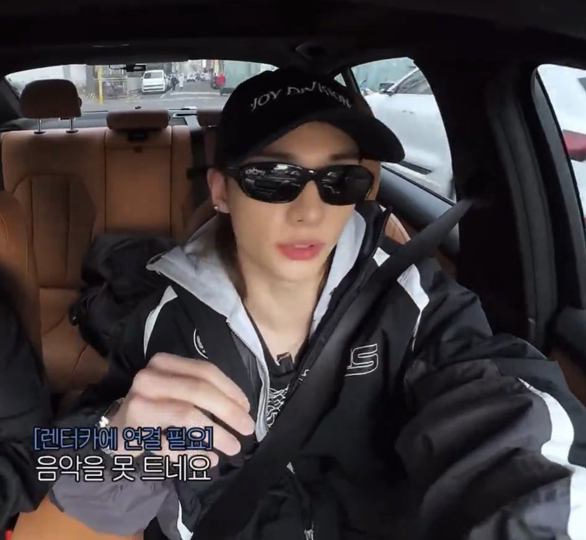 Hyunjin 현진 Central 🎂 tweet media