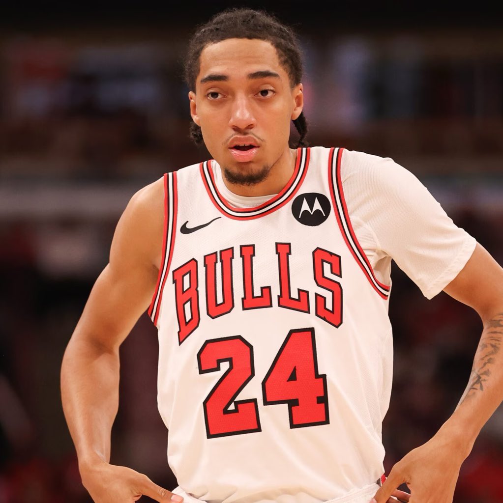 Die-Hard Chicago Bulls Fans tweet media