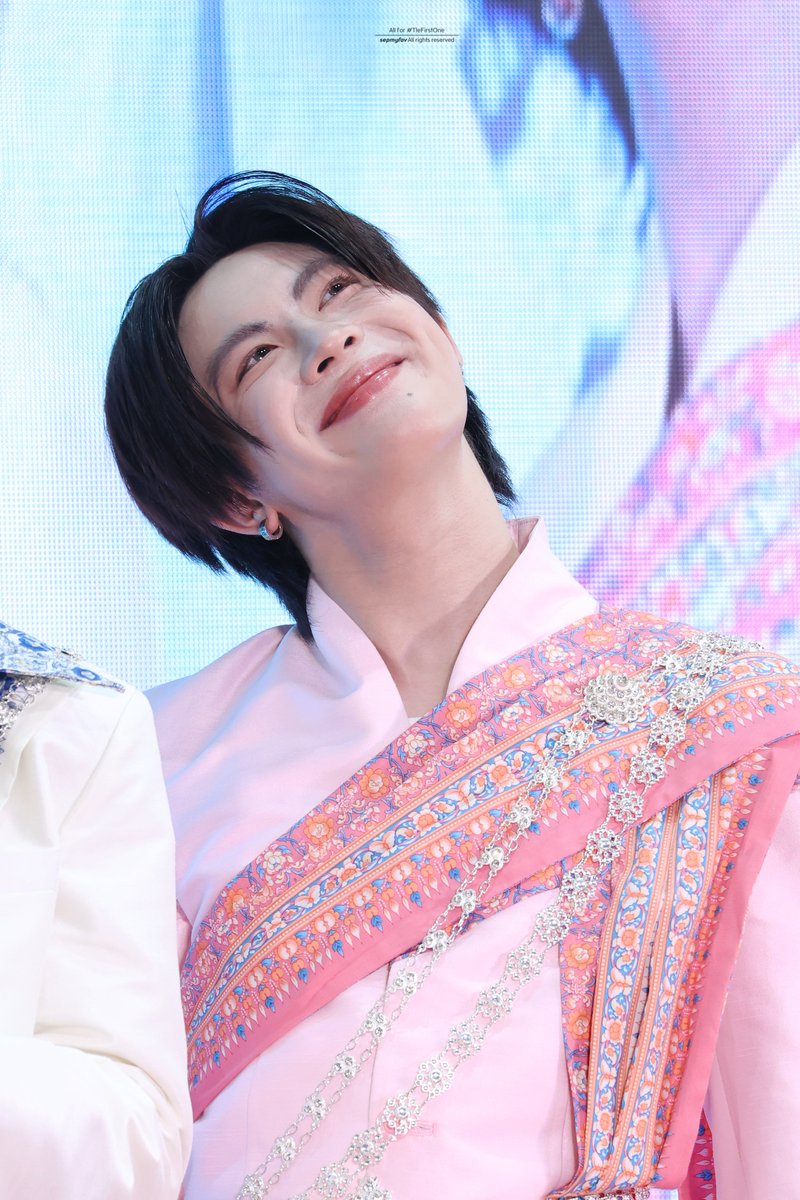 ꙳.🍎 sep! tweet media