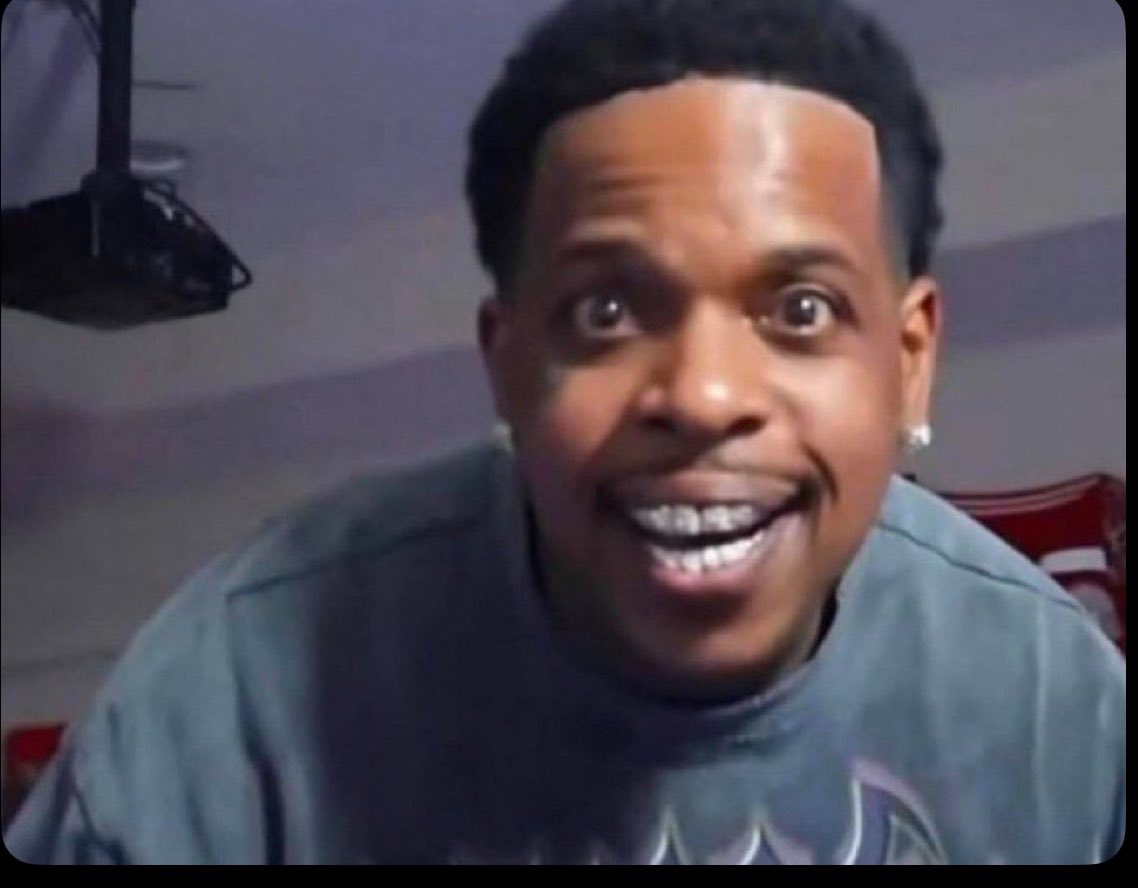 💜🖤😈 tweet media