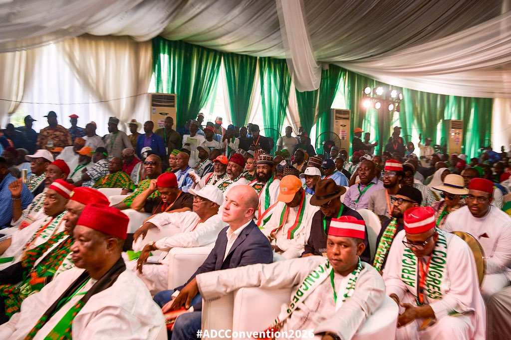 Esther Umoh tweet media