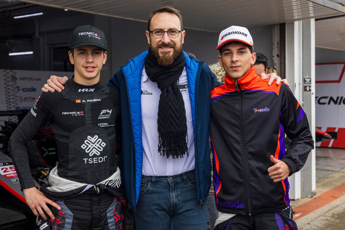 tecnicar_racing's tweet image. What you don't see from our box 🥰

Thanks to all guests who come to support Tecnicar by Amtog and T-Code!

📱 @vinyi_arnau96
#E3 #E4 #Eurocup3 #Eurocup4 #F4Spain #SpanishF4 #TecnicarByAMTOG #TCode #RoadToF1 #SingleSeaters #WeLiveForRacing