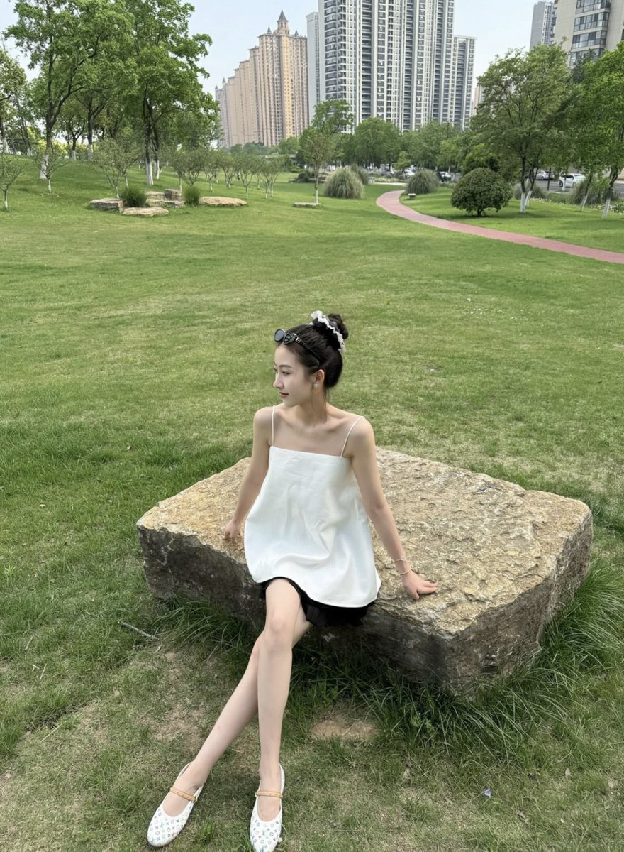 liuliu031's tweet photo. 突然对你的思念越来越强烈了，你可知道 https://t.co/uZjMarvV5c