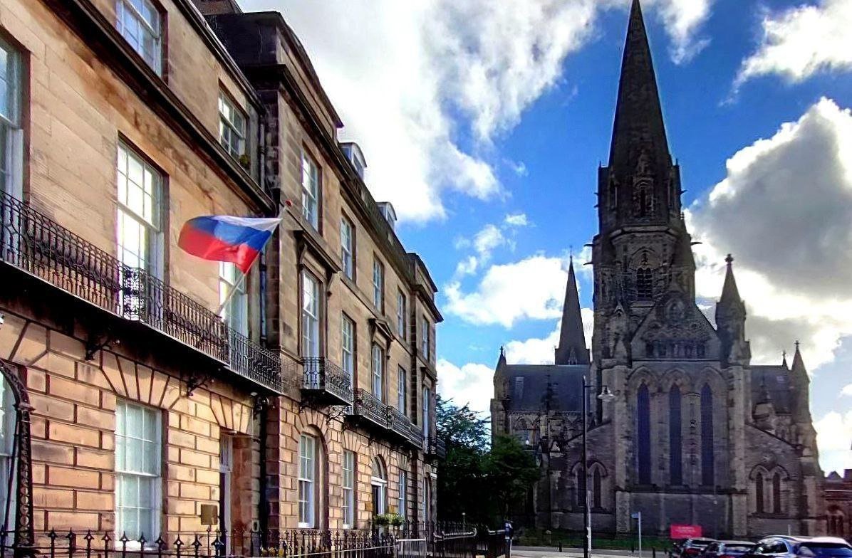 Russian CG Edinburgh tweet media