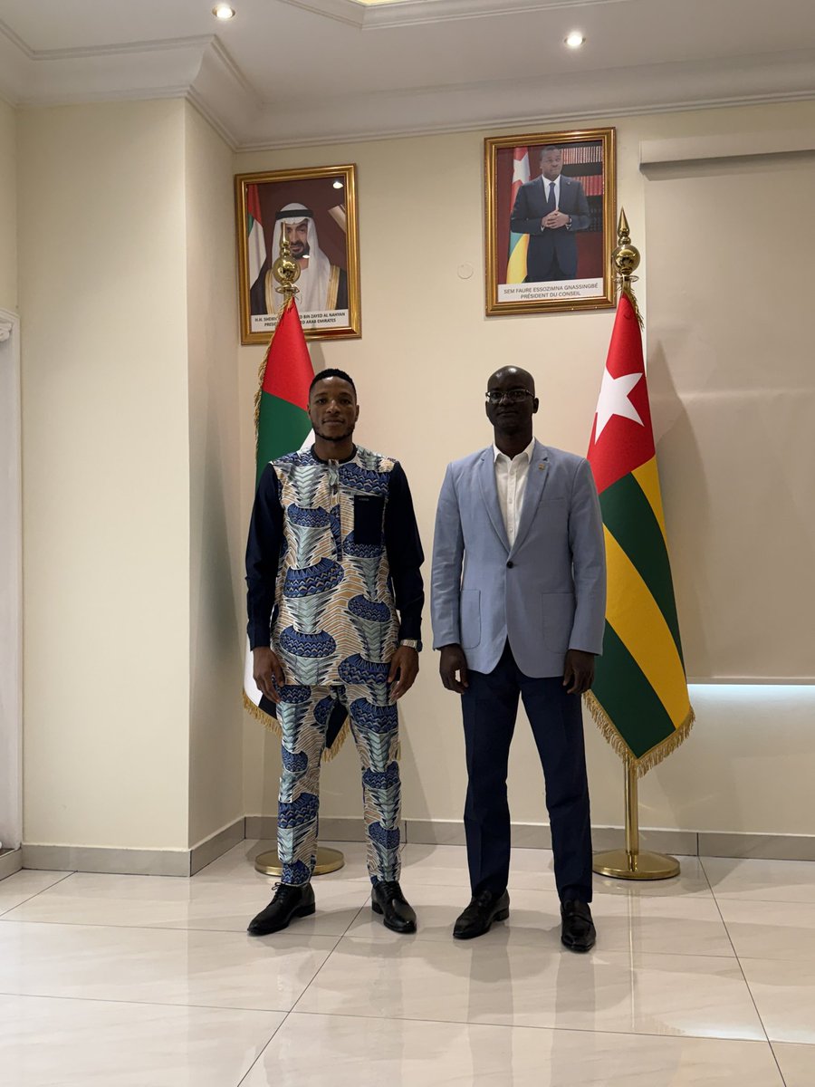 DohLaba's tweet photo. Ravi d’avoir rendu une visite de courtoisie ce jour à l’ambassade du Togo aux émirats. Je remercie monsieur l’ambassadeur et toute son équipe pour ce moment d’échanges et de convivialité. Togolais et fiers. #alzeem #mawutayélo🙌  #midôakpé🙏 #lkf9🙏🏿🙌🏿🇹🇬🤝🤝🤝💜💜💜👟⚽️🥅💪🏿 @nike https://t.co/0lVOXvKPK3