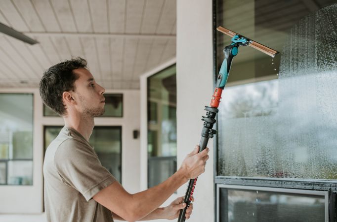 WindowCleaner tweet media