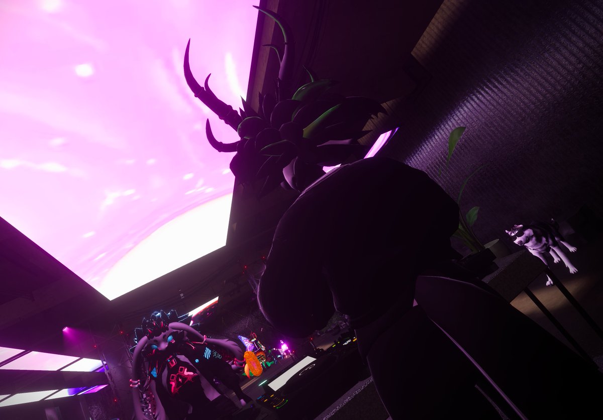alypillar_vr's tweet photo. join us👾🔊
.
@Synthetica_VR 
https://t.co/iBzivfW6aU
.
#VR #VRC #VRChat #VRChat_world紹介 #VRChatPhotography https://t.co/QMyLdHyqfB