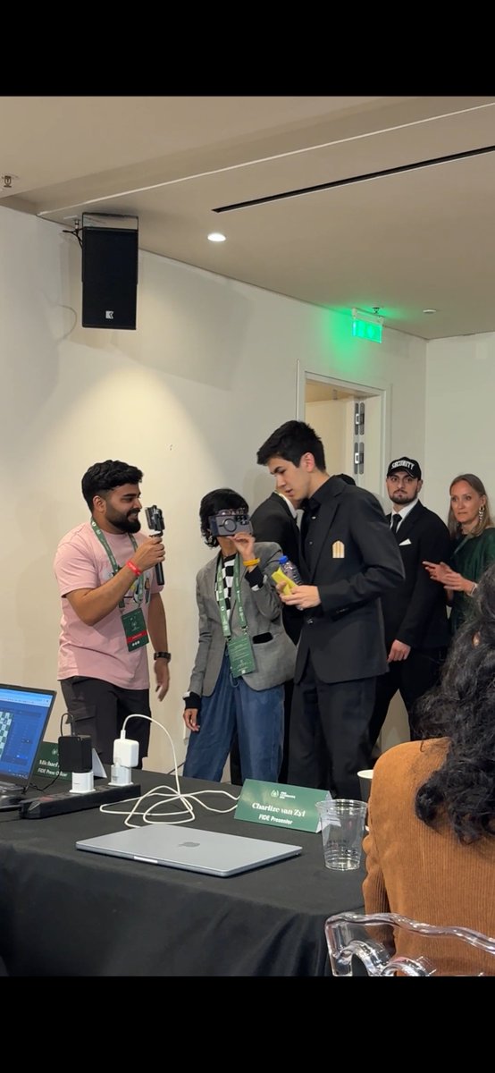 Indie Chess tweet media