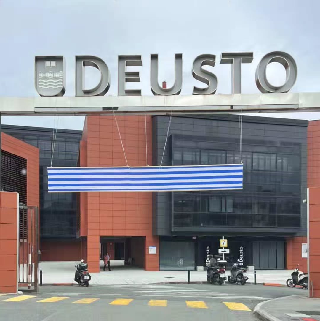 Universidad Deusto - Deustuko Unibertsitatea tweet media