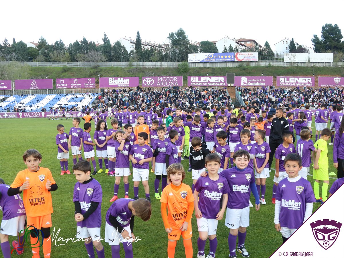 deporguada's tweet photo. Así desfilaba nuestra cantera el año pasado 💜
Este domingo, volvemos a vivirlo ✨ https://t.co/PlCBqcKxDK