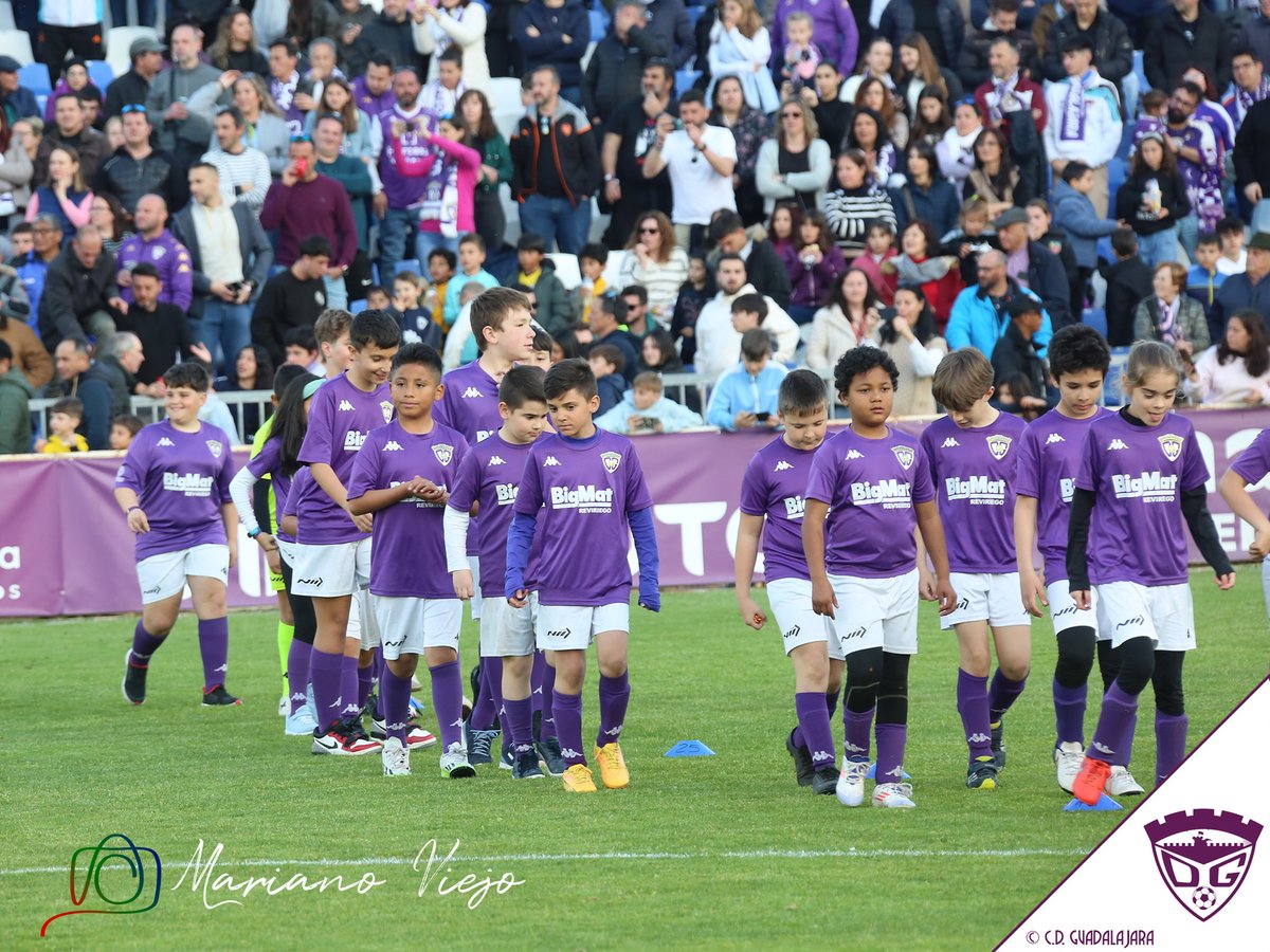 deporguada's tweet photo. Así desfilaba nuestra cantera el año pasado 💜
Este domingo, volvemos a vivirlo ✨ https://t.co/PlCBqcKxDK
