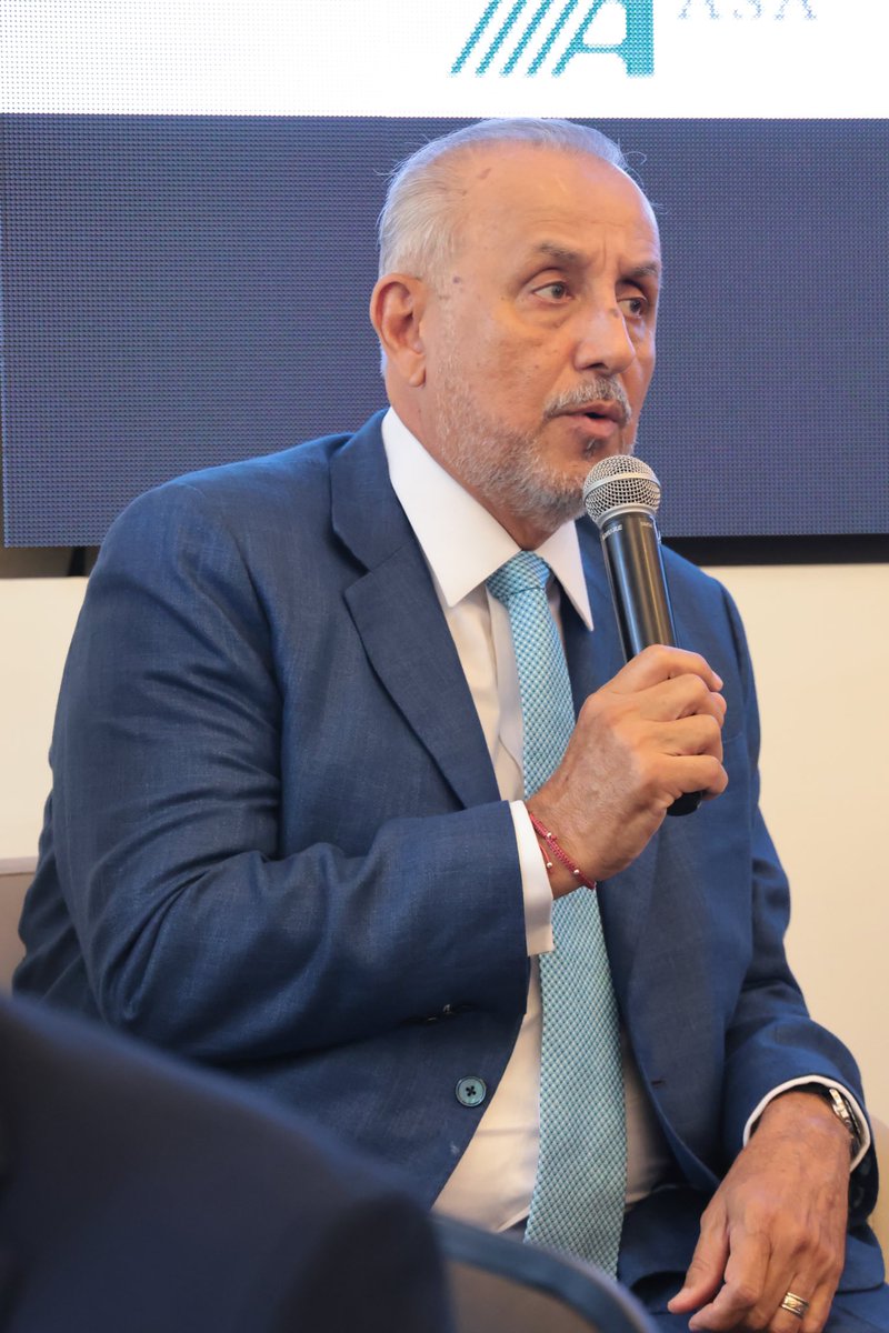 cmmerino's tweet photo. Participé en el panel “Infraestructura aeroportuaria en México: inversiones y oportunidades hacia 2030”, organizado por la @camescommx.

Reafirmamos la importancia de la coordinación público-privada para un sistema aeroportuario más eficiente, sostenible y al servicio de México. https://t.co/iM3cd97381
