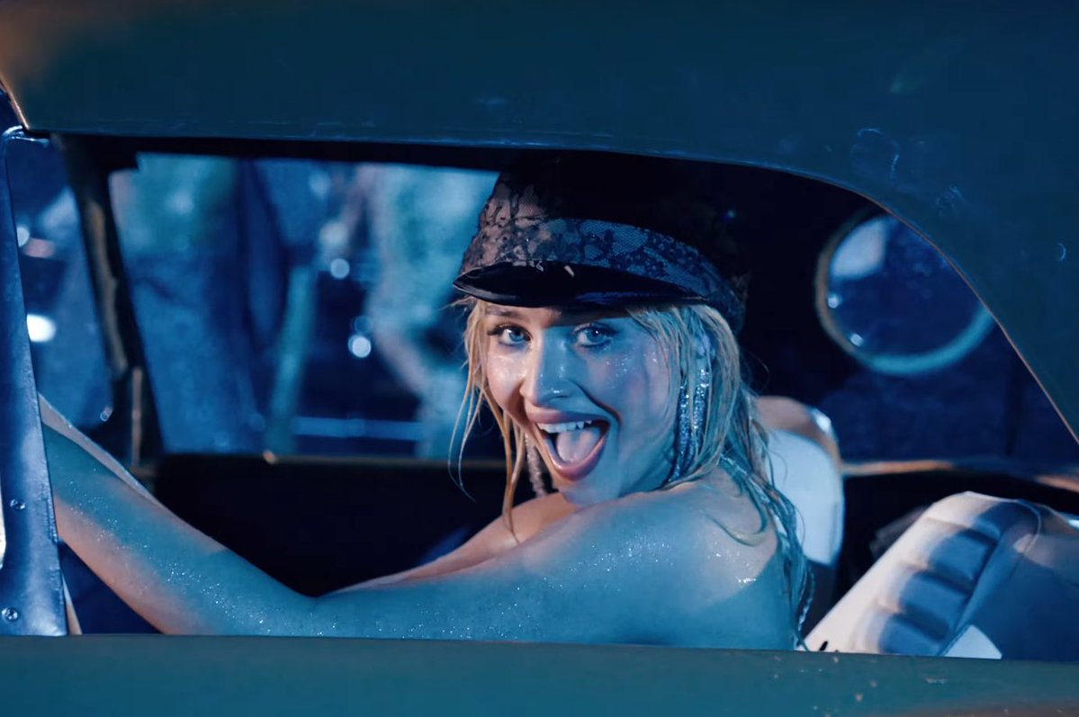 Sabrina Carpenter Brasil | fan account tweet media