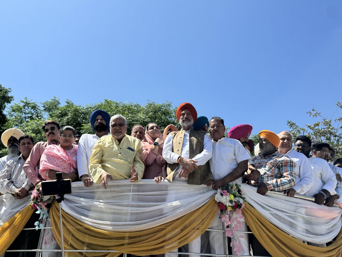 Randhawa_INC's tweet photo. ਅੱਜ ਪਟਿਆਲਾ ਕਾਂਗਰਸ ਵਲੋਂ ਸੰਵਿਧਾਨ ਦੇ ਰਚੇਤਾ, ਭਾਰਤ ਰਤਨ ਤੇ ਮਹਾਨ ਸਮਾਜ ਸੁਧਾਰਕ ਡਾ. ਭੀਮ ਰਾਓ ਅੰਬੇਡਕਰ ਜੀ ਦੇ 135ਵੇਂ ਜਨਮ ਦਿਵਸ ਦੇ ਸਨਮਾਨ ਵਿੱਚ ਵਿਸ਼ਾਲ ਸ਼ਰਧਾਂਜਲੀ ਸਮਾਗਮ ਅਤੇ ਗੌਰਵਮਈ ਮਾਰਚ ਕੱਢਿਆ। @RahulGandhi 
@RajaBrar_INC https://t.co/F0Loqe5ow0