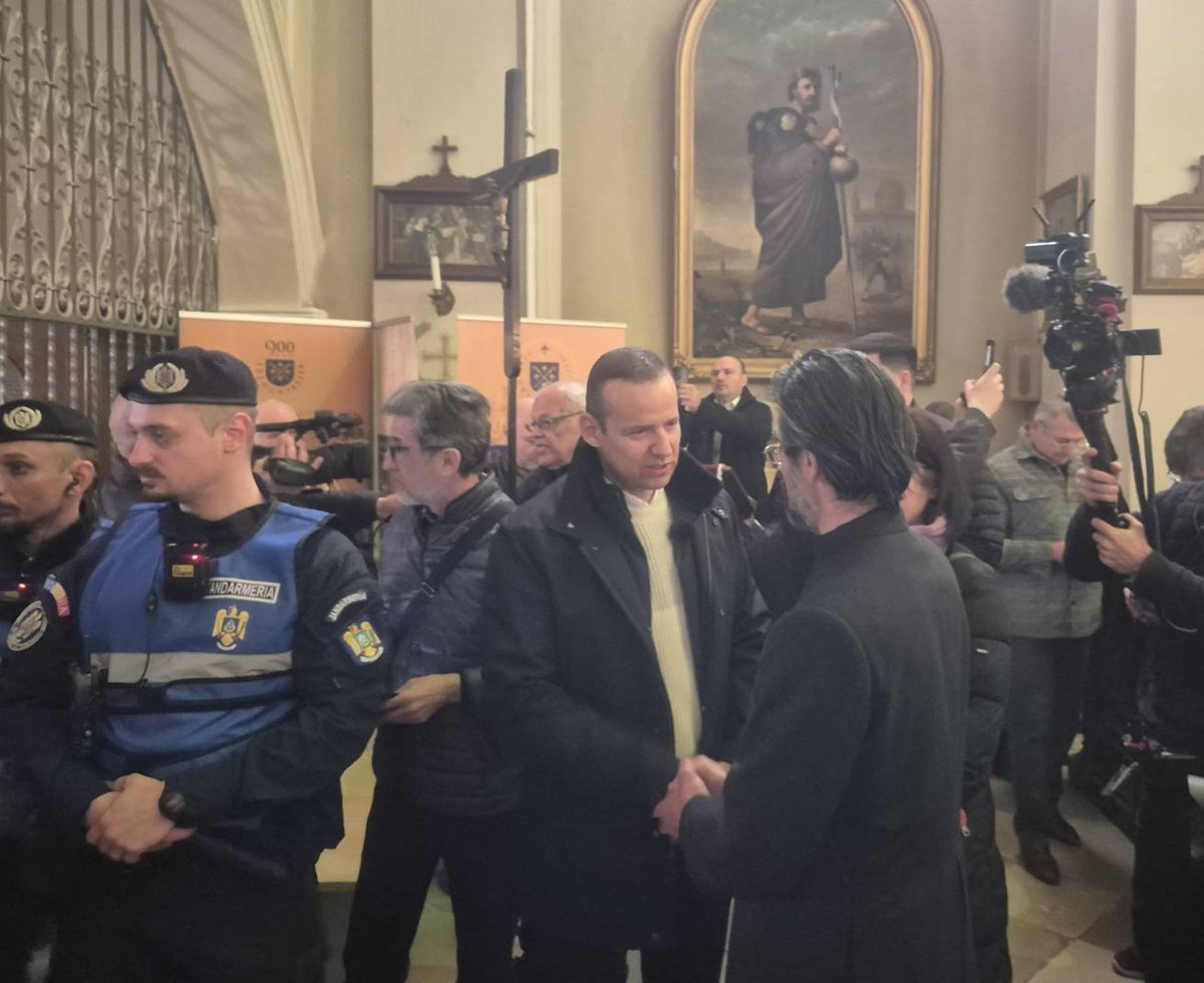 Toroczkai László tweet media