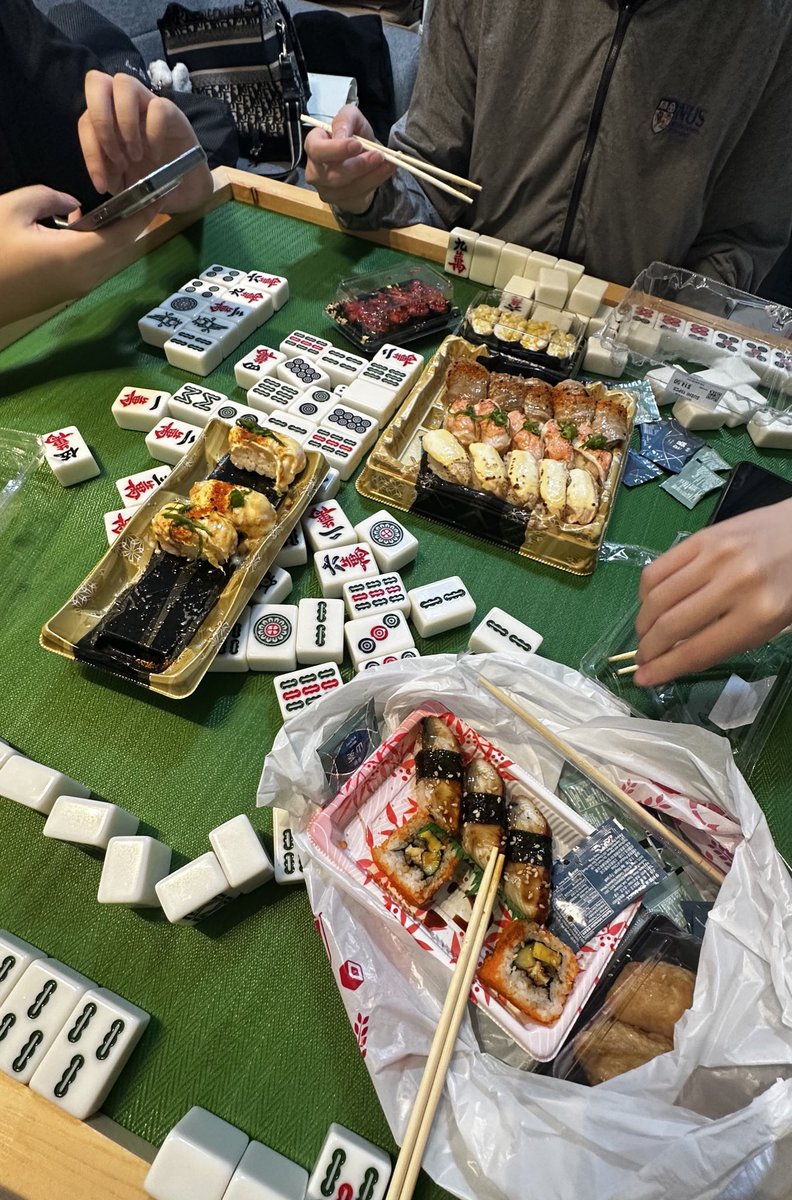 Sadandsad tweet media