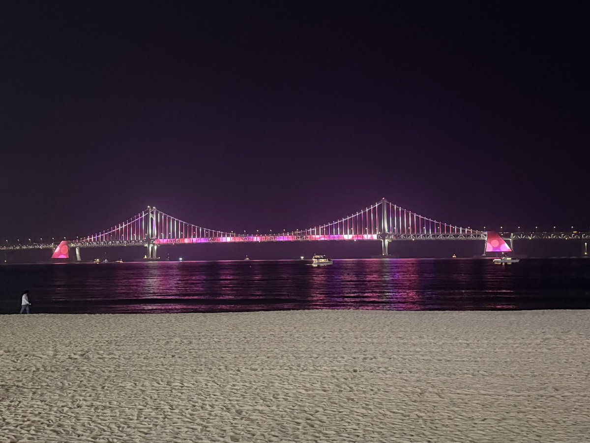 Chrissie⁷ 💜 ⟭⟬E ARE B⟬⟭CK ⟭⟬ ⟬⟭ ᵇᵗˢ ⊙⊝⊜ tweet media