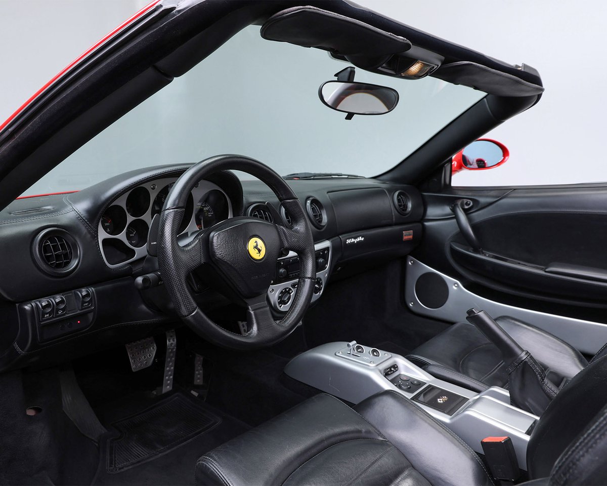 Barrett_Jackson's tweet image. Hear it, feel it, can’t miss it. This 2004 @Ferrari #360 #Spider #F1 is powered by an overhead cam V-8 engine paired with an F1 automated manual transmission. Watch it sell with No Reserve during the 2026 #PalmBeach Auction, April 16-18.

Learn more: bit.ly/PB26TW-2004Fer…