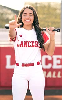 CalHiSports's tweet photo. NEW Softball State TOP 25 Rankings.
Orange Lutheran &amp; Notre Dame (SO) among those moving up.
Newcomers are Alameda, Clovis North, Chino Hills &amp; Ayala.
@OCSportsZone @NDAthleticsSO @Madelyn_a32 
https://t.co/jWafyf1bda https://t.co/XYt6fOB2Ar