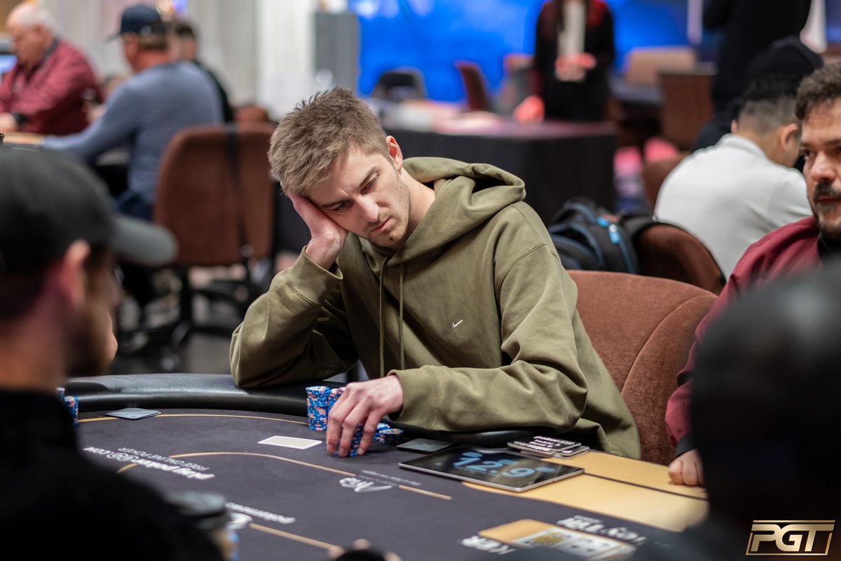 PokerGOTour's tweet photo. .@MichaelPBerk already has two PGT wins this season, and he’s at today’s final table of U.S. Poker Open Event #3. A win today would put Berk on top of the season-long leaderboard.

Updates: https://t.co/Lg7QkEz5X3 https://t.co/x0e8Jkteot