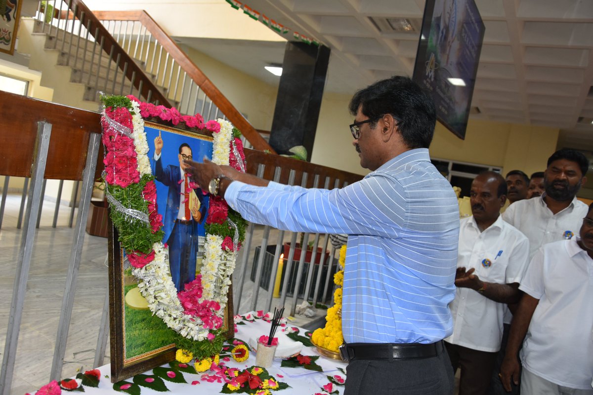 avnlofmkpro's tweet photo. Dr. B.R.Ambedkar Jayanti was solemnly observed today (14.04.2026) at AVNL OFMK with floral tributes to Dr. B. R. Ambedkar. Shri S. S. Prasad, CGM, addressed the gathering, highlighting Dr. Ambedkar’s vision of equality, justice, and constitutional values. Officers, Unions, Associations, Works Committees & JCM members participated with great respect