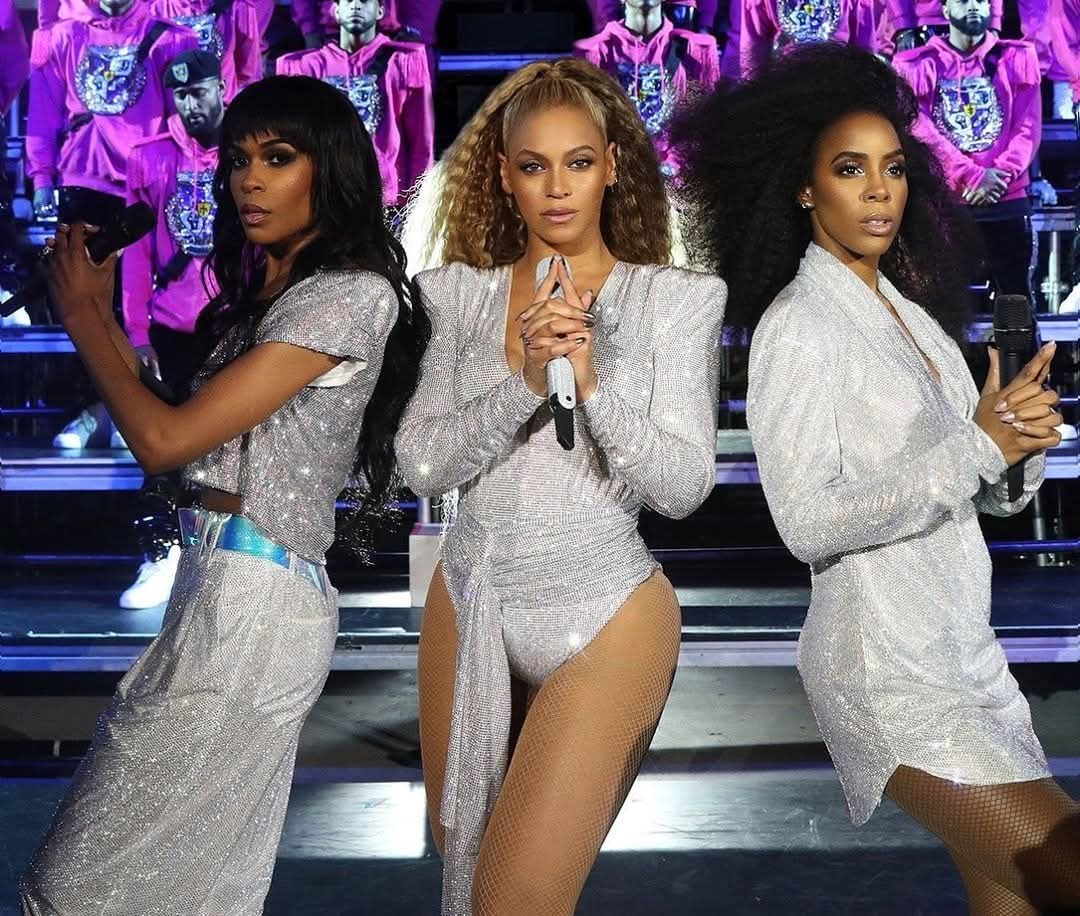 iLissaNJ's tweet image. 8 year of Beychellla #KellyRowland #Beyonce #MichelleWilliam
