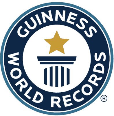 chartdatacore's tweet image. EXO’s #LAY (@layzhang) make history as the soloist concert with The Longest retractable LED scroll used in a solo concert is 110 m (360 ft 10 in) at Bird’s Nest Stadium in Beijing achieved by Guinness World Record (@GWR)