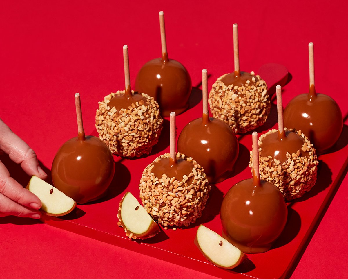 Affy Tapple tweet media