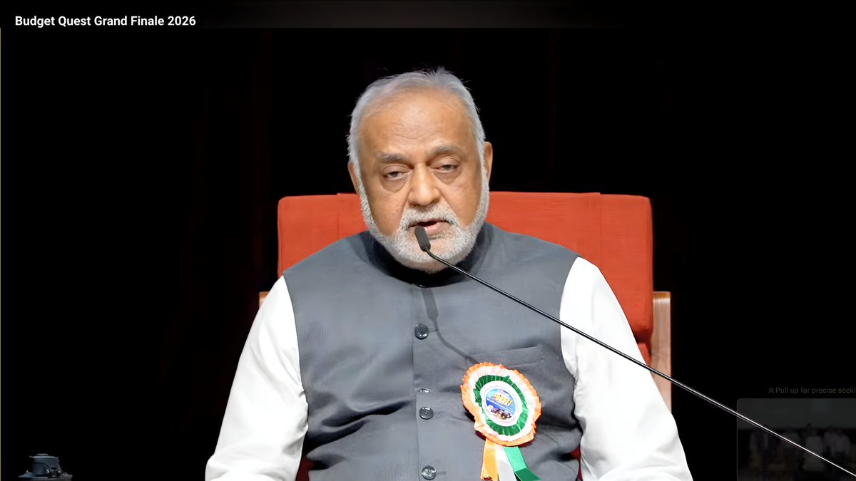 venubhagavan's tweet photo. Addressed 1000+ youth at MY Bharat Budget Quest 2026, Kanha Shanti Vanam. Presented Saint in a Suit to Daaji. He said: "This is what I tell people — be a Saint in a Suit." Some experiences become part of you. Yesterday was one.
#Daaji #SaintInASuit #MYBharat https://t.co/wjfCrqxgHh