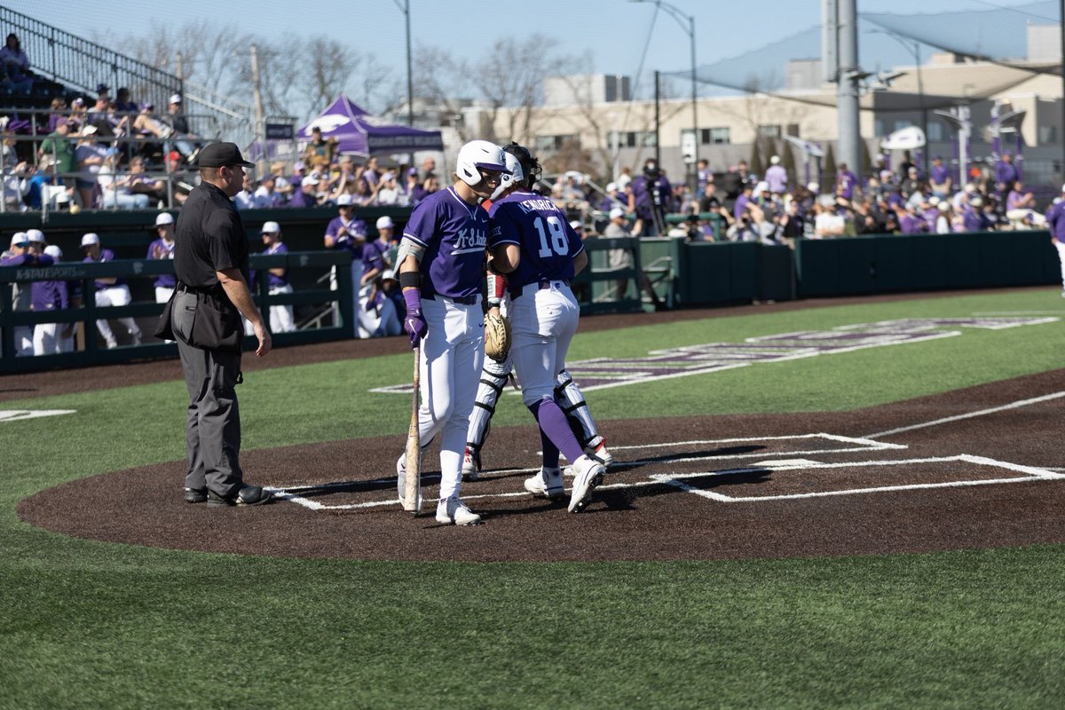 KState_Students's tweet photo. Tuesdays at Tointon > Anything😼

Catch your @KStateBSB team back home this Tuesday as they take on Omaha!

Gates- 5pm
First pitch- 6pm

As always, you get in 🆓 with your student ID! See you there! https://t.co/ygBN79TjO0