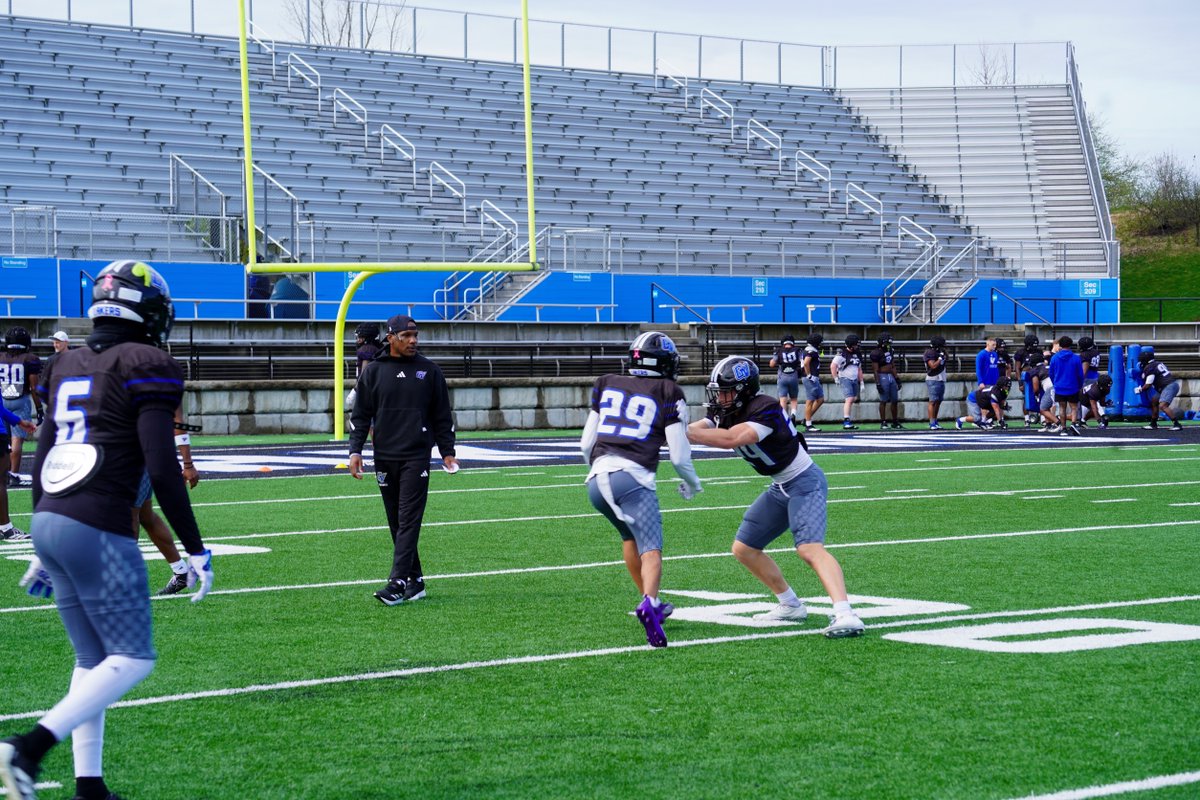 GVSU Football tweet media