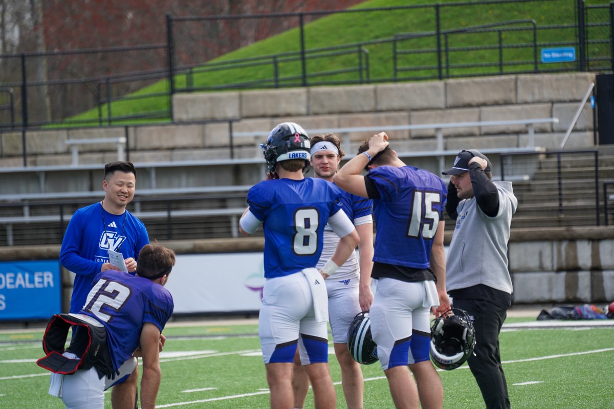GVSU Football tweet media
