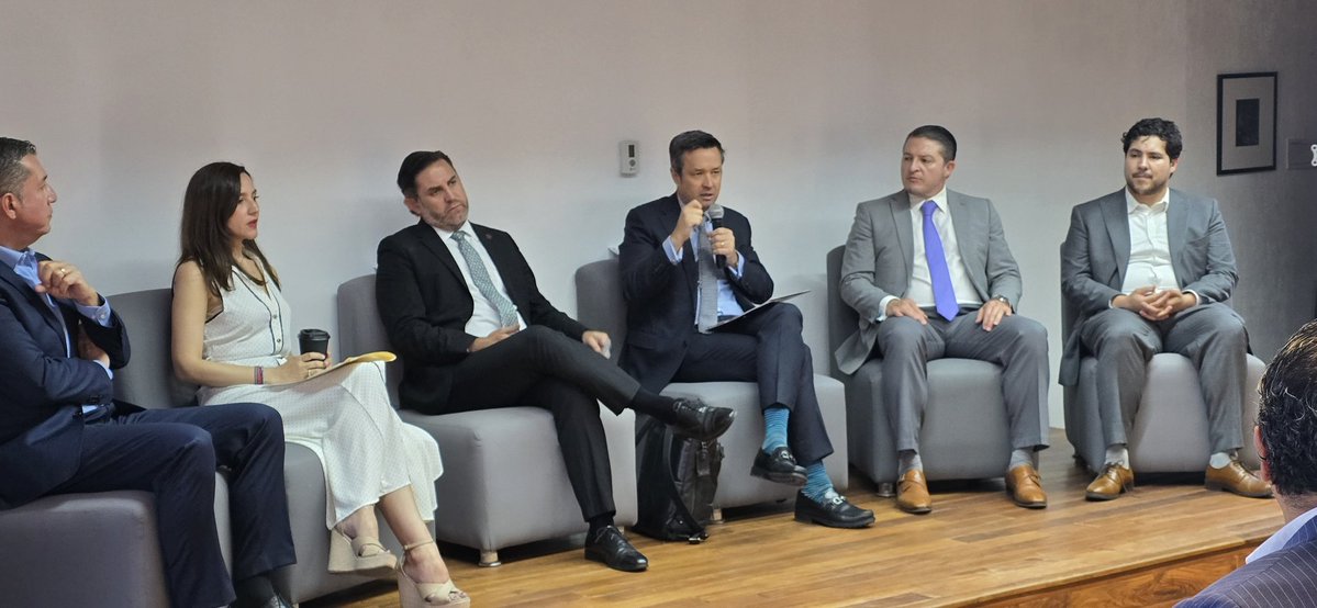 Hugo F. Castellano tweet media