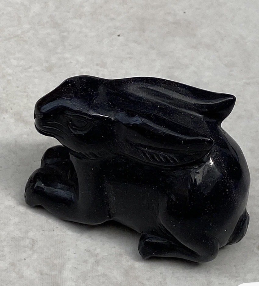 Vintage0Antique's tweet image. Check out Beautiful Vintage Bunny Rabbit  Hand Carved In Carbon Grey Speckle Silver Marble ebay.us/m/sFJlGp #eBay via @eBay_UK