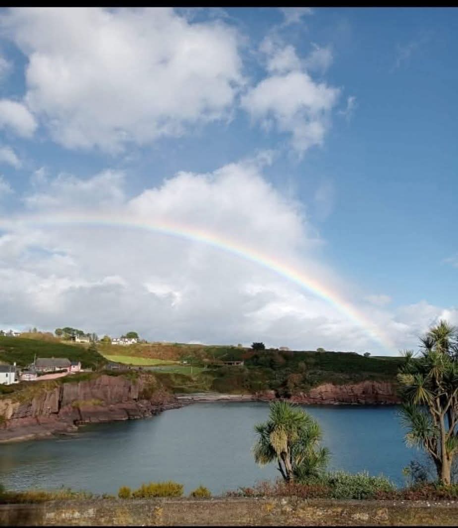 ThisIsIreland3's tweet image. Somewhere over the rainbow 🌈🏞️🌈 

📍 Beautiful, Dunmore East, County Waterford-Éire 🇮🇪

📸 Michael Duggan

#Ireland #Waterford #Rainbow #Dunmoreeast