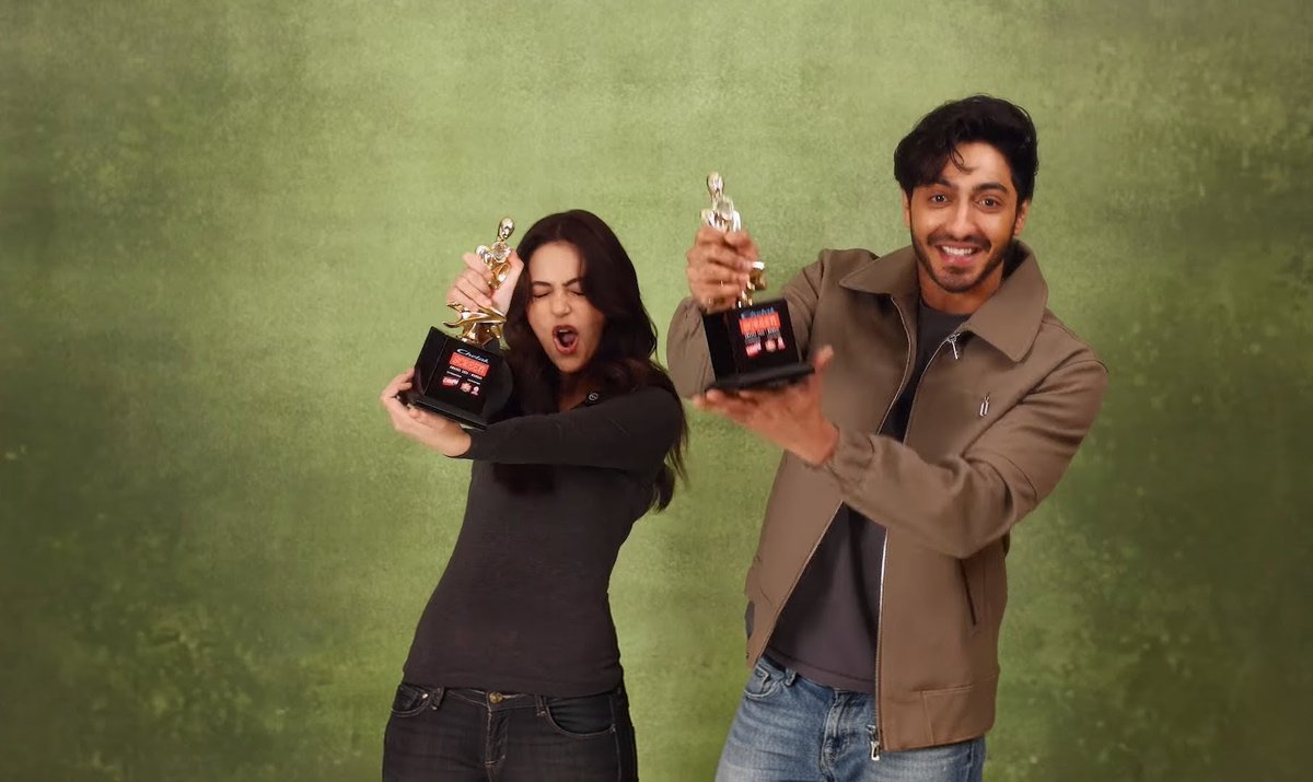 krishvaanipaglu's tweet photo. winning in awards, cuteness and chemistry by large 🧿🤏🏼

#ahneet https://t.co/i4eNCfEx7V