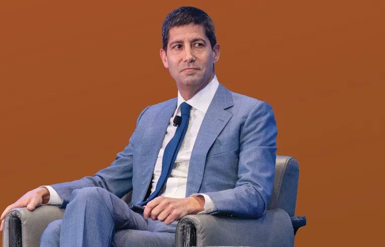 conorfkenny's tweet image. Kevin Warsh, nominee for Fed Chair, has disclosed assets worth between $131M and $209M. 

If confirmed, Warsh would become the wealthiest Federal Reserve Chair in U.S. history, significantly surpassing the reported wealth of previous leaders. 

#FederalReserve