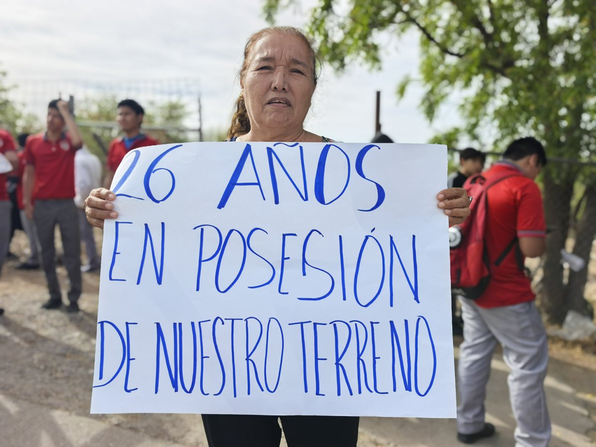Protestan estudiantes de preparatoria en #Culiacán ante lo que consideran un atropello de la <a href="/uasoficialmx/">UAS Oficial</a>

noroeste.com.mx/culiacan/prote…

#Sinaloa
<a href="/jesusmaduena/">Jesús Madueña Molina</a>
<a href="/rochamoya_/">Rubén Rocha Moya</a>
<a href="/sinaloagobmx/">Gobierno del Estado de Sinaloa</a>
<a href="/YeralBonillaV/">Yeraldine Bonilla Valverde</a>
<a href="/JuandDiosGamez/">Juan de Dios Gámez Mendívil</a>