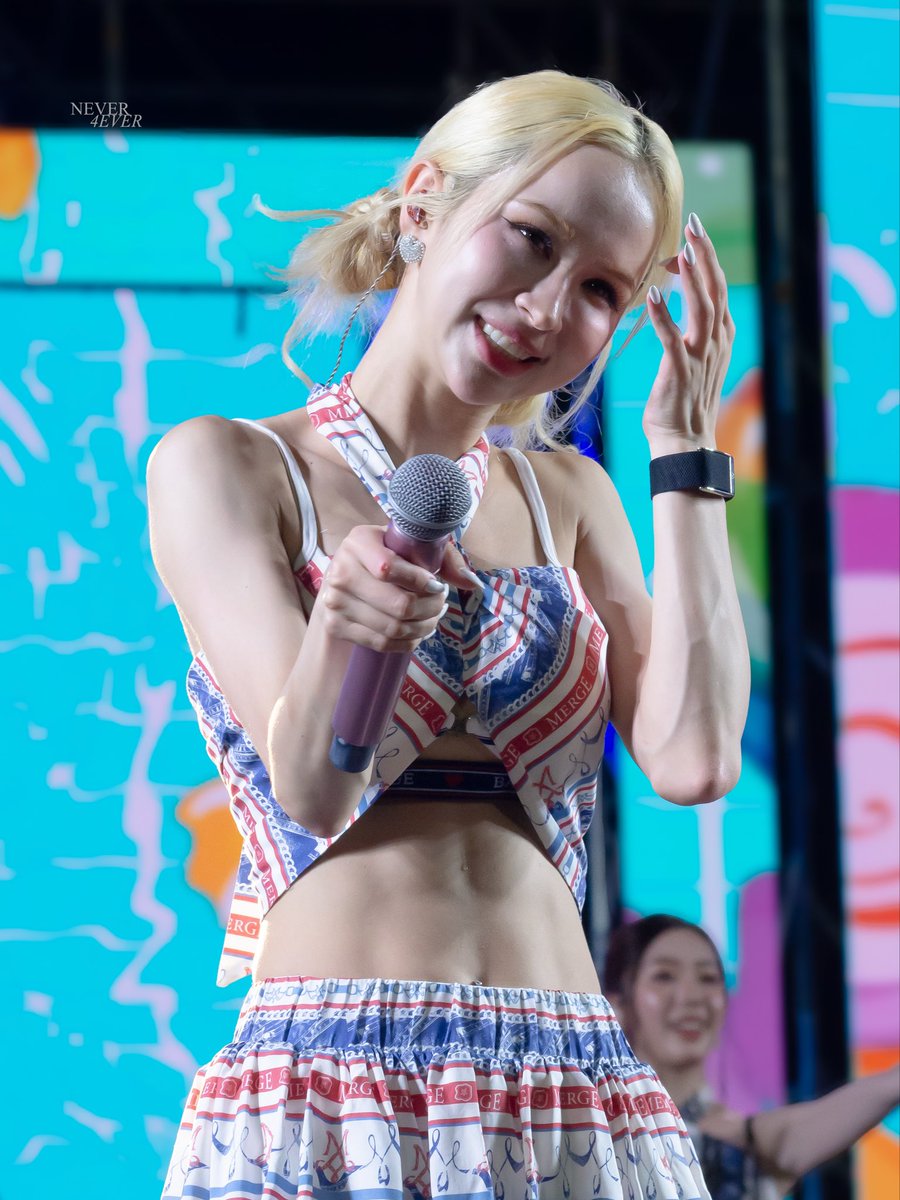 𝗠 ―, tweet media