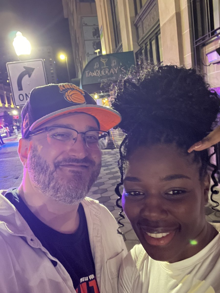 DAVEAWARA tweet media