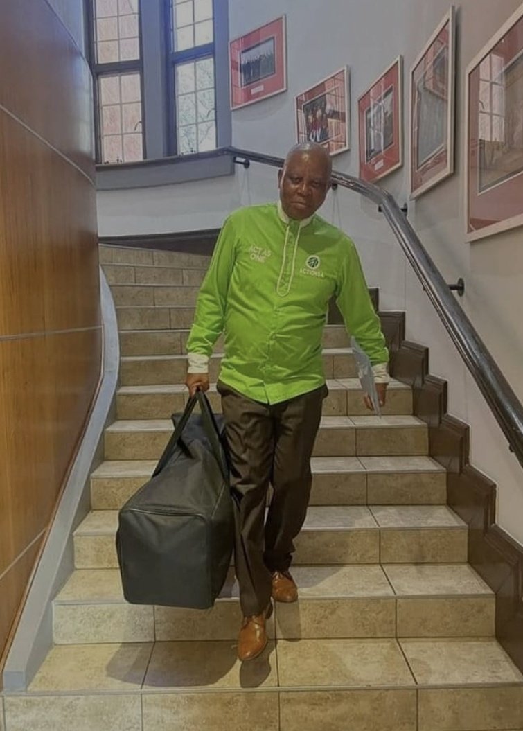 ankolecostmillions tweet media