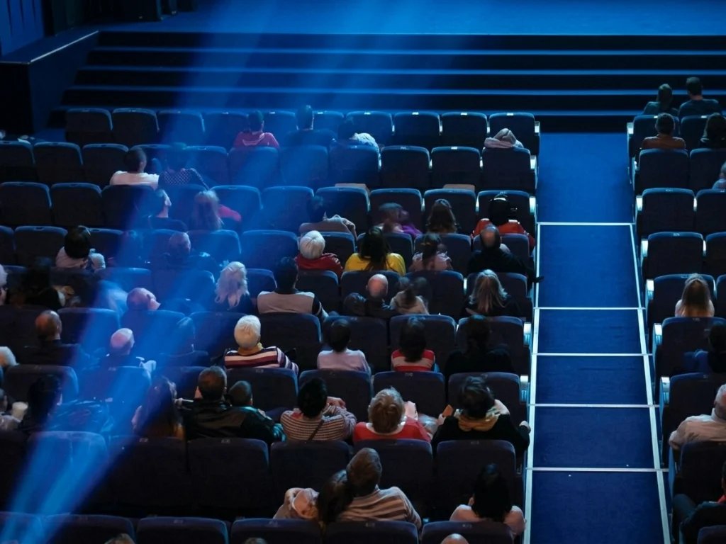 Beyazperdede Bu Hafta: Ünye KNK Cinemas'ın Güncel Film Programı Açıklandı unyebul.com/haber/unye-knk…

#siverek Kadıköy'de Ferhat #saldırı 16 Yaralı Ayasofya Camii'nde Gamze Özçelik #neyapalım Sadettin Saran #vipestonight AlinaBoz #PrensesAsporçaEvleniyor