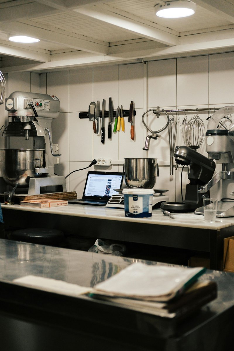 KentsKitchenK's tweet image. Discover everything your kitchen needs at KentsKitchenKingdom.com — chef knives, premium cookware, and clever gadgets that make cooking a joy. Upgrade your kitchen today:  

#KitchenEssentials #HomeChef #Cookware #KitchenGadgets #Foodie