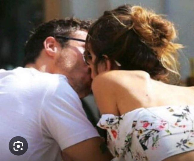 furbas10's tweet image. Italy thank you, thanks to you I learn every day! 😇😎 I don't need to study sociology anymore 🤪
PS: it immediately makes the difference with a boy who is handsome! When is the next CHI cover of this couple?! 🤪

#itsverygood 🤘🏻