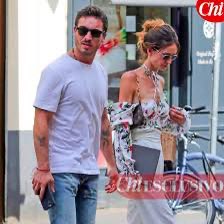 furbas10's tweet image. Italy thank you, thanks to you I learn every day! 😇😎 I don't need to study sociology anymore 🤪
PS: it immediately makes the difference with a boy who is handsome! When is the next CHI cover of this couple?! 🤪

#itsverygood 🤘🏻