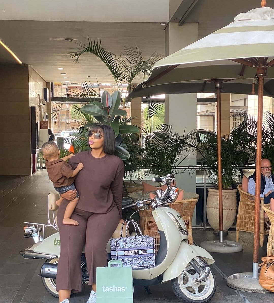 Village Guluva tweet media