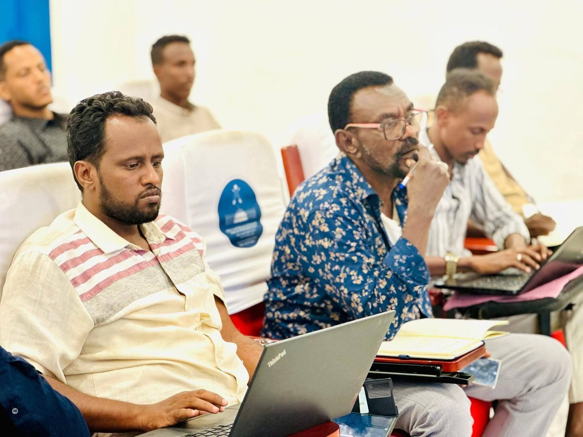 AfarState's tweet photo. Xiinissoh Abbah Ku/Buxah Caddol Seecimeena Teetit Le Ku/Buxaaxiiy, Komishinitte Kee Ijensittek 2018 Baajet Liggidih Ikraarok Abbinoos Maca Ceelak Sugem Agaaradaanamih Taama Tekke.
        
 Samara, Qasa Dirrik 06, 2018 I.L.L

 Qafar Agatih Rakaakayih Doolatak Xiinissoh Abbah Ku/Buxak C/Saqalah Yan #Gifta_Nuur_Taahir Gud-Gud Yaabal Fakeek Wadiril, Ku/Buxa Kee Seecimeena Teetit Le Ku/Buxaaxiiy, Komishinitte Kee Ijensittek  2018 Baajét Liggidih Ikraarok, Abbinoos Maca Ceelak Sugem Agaaradaanamih Taama Tekkem 

 Kulli Maktab Tatre 9 Alsittet  Luk Sugen Ikraarok Maca Abbinowtem Kee Raqtem Maca Kinnim Xayyosaanamih Taama Tekke. 

  Tama Gud-Gudul Baxsa-Luk Ugutte Ximmoomah Tu-gacteke:_
• Sekterwak Tatre 9 Alsih Ikraaro Macak Sugteemiiy,
• Ikraarok Maca Abbinowteemiiy
• Maca Abbinoowekal Raqtem Kee Faca Fanah Takkem Faxximtaamal Baarle Walal Gexsiisaanamih Taama Tekke

Tohuk Ugutak Xiinissoh, Abbah Ku/Buxak Ikra/Baj/Bi/Kat/Ag/Xayrektoreetih Yan #Gifta_Idriis_Macammad Iyyeemih, Ikraaro Kee Abbinos Gabbaaqi Waktil Xayyoowam Faxximtam Kee Kulli Sekter Xayyoosah Yan Gabbaaqu Rakaakayak Pilaan Daddoosih Biiro Bicisseh Tan Gabbaaqi Xayyoosih Cibta/Formaat Katayam Faxximtam Kassiise

Fooca Fanah  Agaaradal Xayyooweh Yan Abbinoosuk Yayseh Yan Abbinos Raaqeh Yan Rubqi Sanatal Yanbuluyem Faxximta Qaddoose.

 Ammolladih, Ku/Buxaaxi Ikraaroh Abbinoosul Ken Matareh Yan Taqabi Kee Ku/Buxak Faxan Qokol Wagittaamal Baxaa-Baxsale Mablooli Uguseeniik Lakal,  

Qafar Agatih Rakaakayih Doolatak Xiinissoh Abbah Ku/Buxak C/Saqalah Yan #Gifta  @NurTahir3 Illacaboh Kulli Langih Caddol 9 Alsih Gabbaaqul Tunbulluyeh Tan Kulsa Le Abinitte Foocah Intam Faxximtam Kee Coocitte Kaadu Sin Katul Akak Missowtam Faxximtam Akak Missoosak,  Ku/Buxa Sin Elle Qokoltam Faxximtaamal Yakumek-Ciggiilih Sin Qokolelem Kee Ikraaro Kee Gabaaqi Xayyoosih Waktiy Ni Katuk Siinih Rubnah Iyya Assakaxxuk Ikraaro Kee Gabbaaqu Le Waktil Rubtaanam Faxximta Axcuk Gud-Gud meqe Guraal yimuruqe

Afar National Regional State President Office